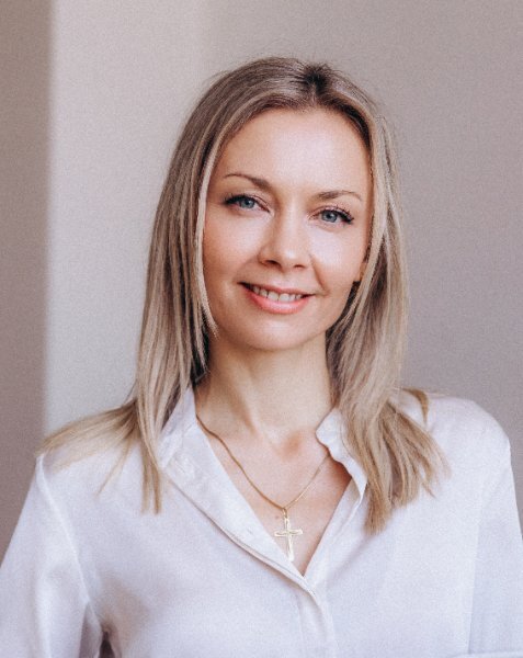 Сиротяк Оксана Миколаївна